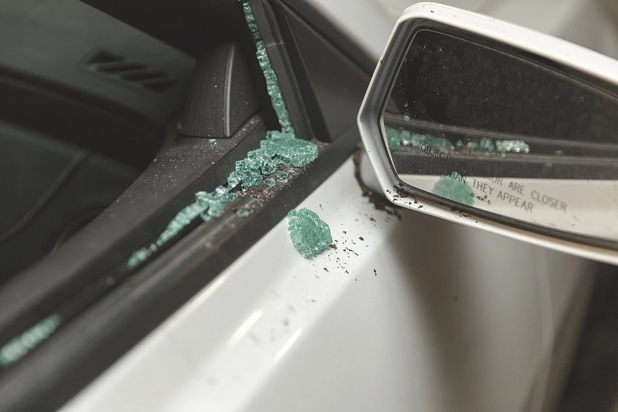 Navigating Claims for Accidents Involving Out-of-State Drivers Visiting Florida